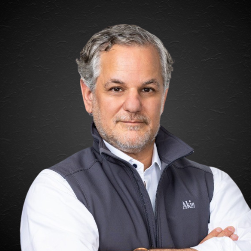 Headshot of Evan Wolff, cybersecurity and privacy leader and member of the Nisos Board of Advisors.